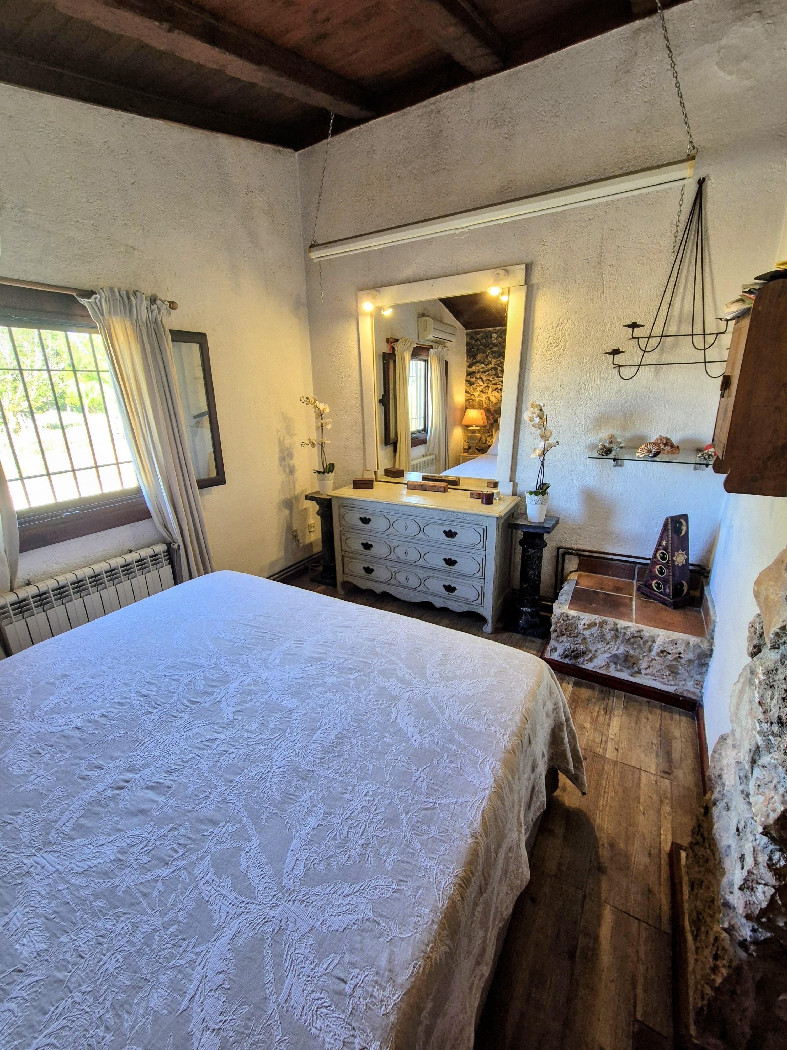 Rustic Farmhouse photo 3