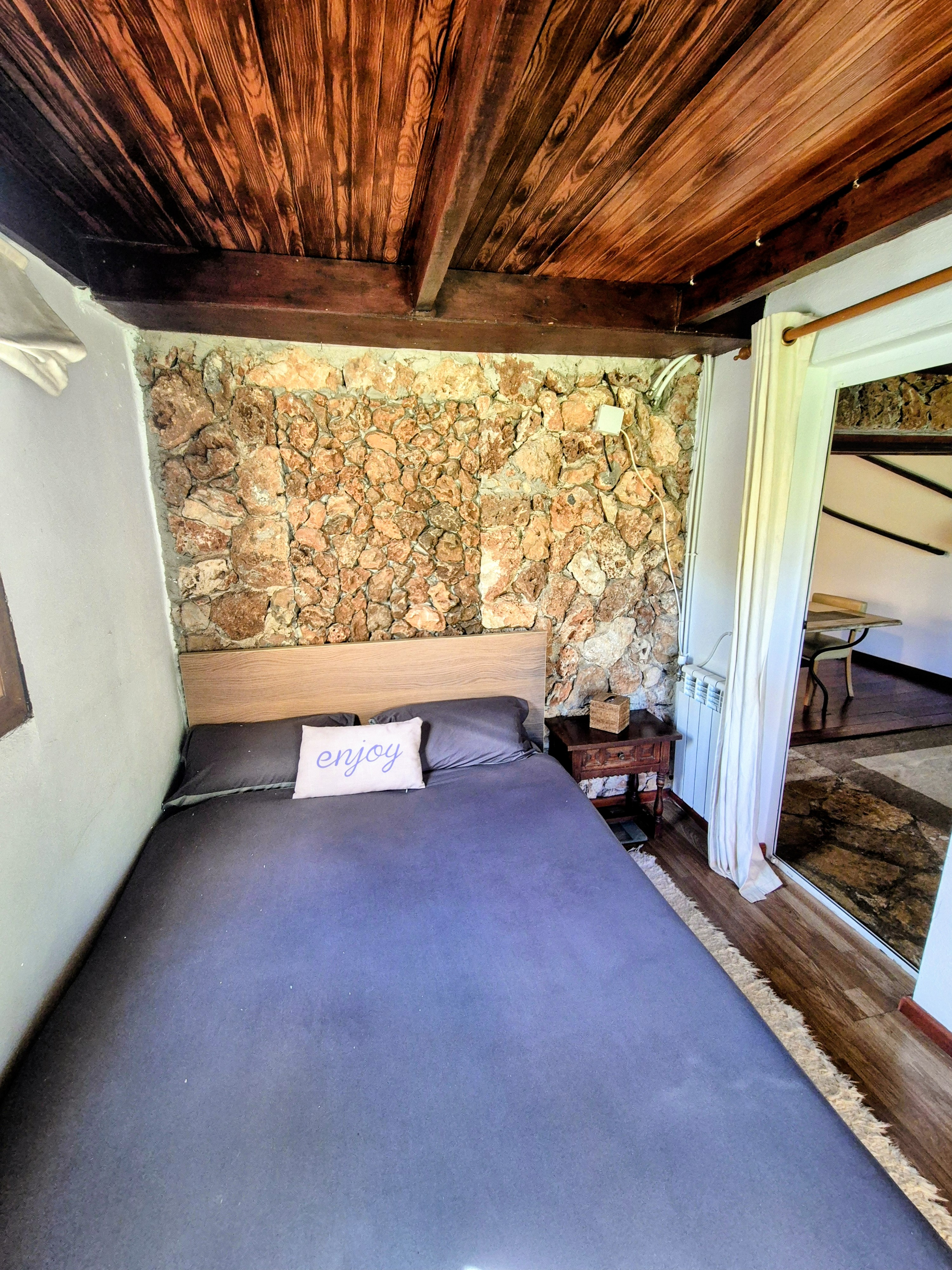 Rustic Farmhouse photo 9
